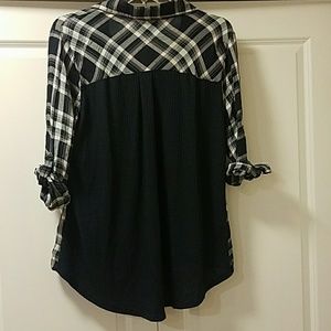 Tops - adorable button up plaid top Tops - adorable button up plaid top